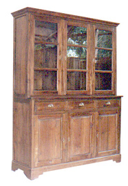 vitunetcabinet.jpg (97619 bytes)